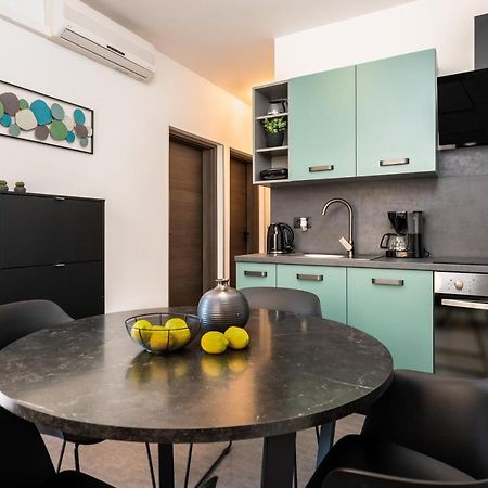 Apartments Valentino 拉巴克 外观 照片