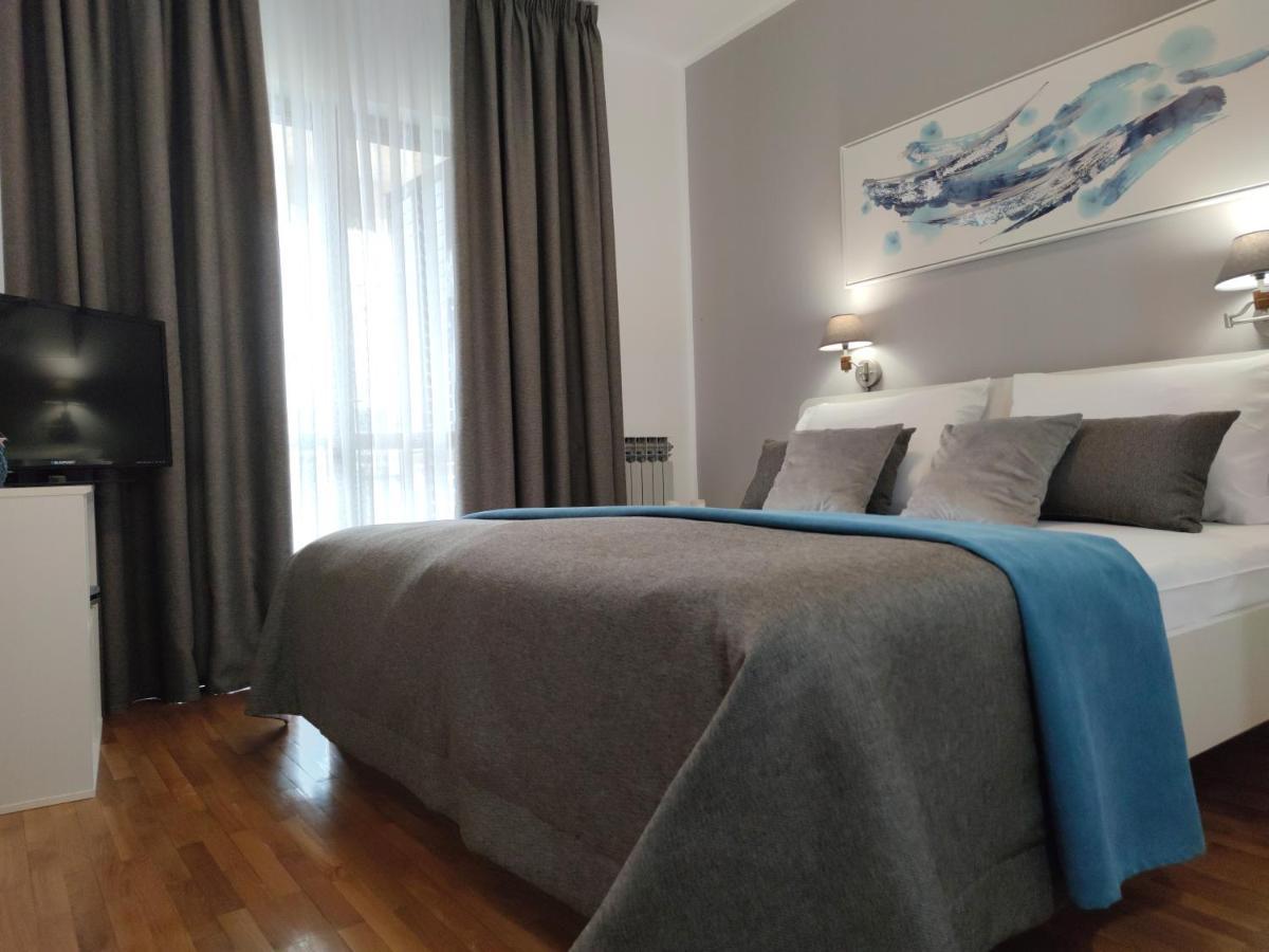 Apartments Valentino 拉巴克 外观 照片
